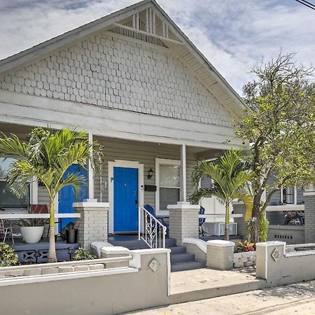 Updated Ybor City House With Fenced Yard Tampa Exteriör bild