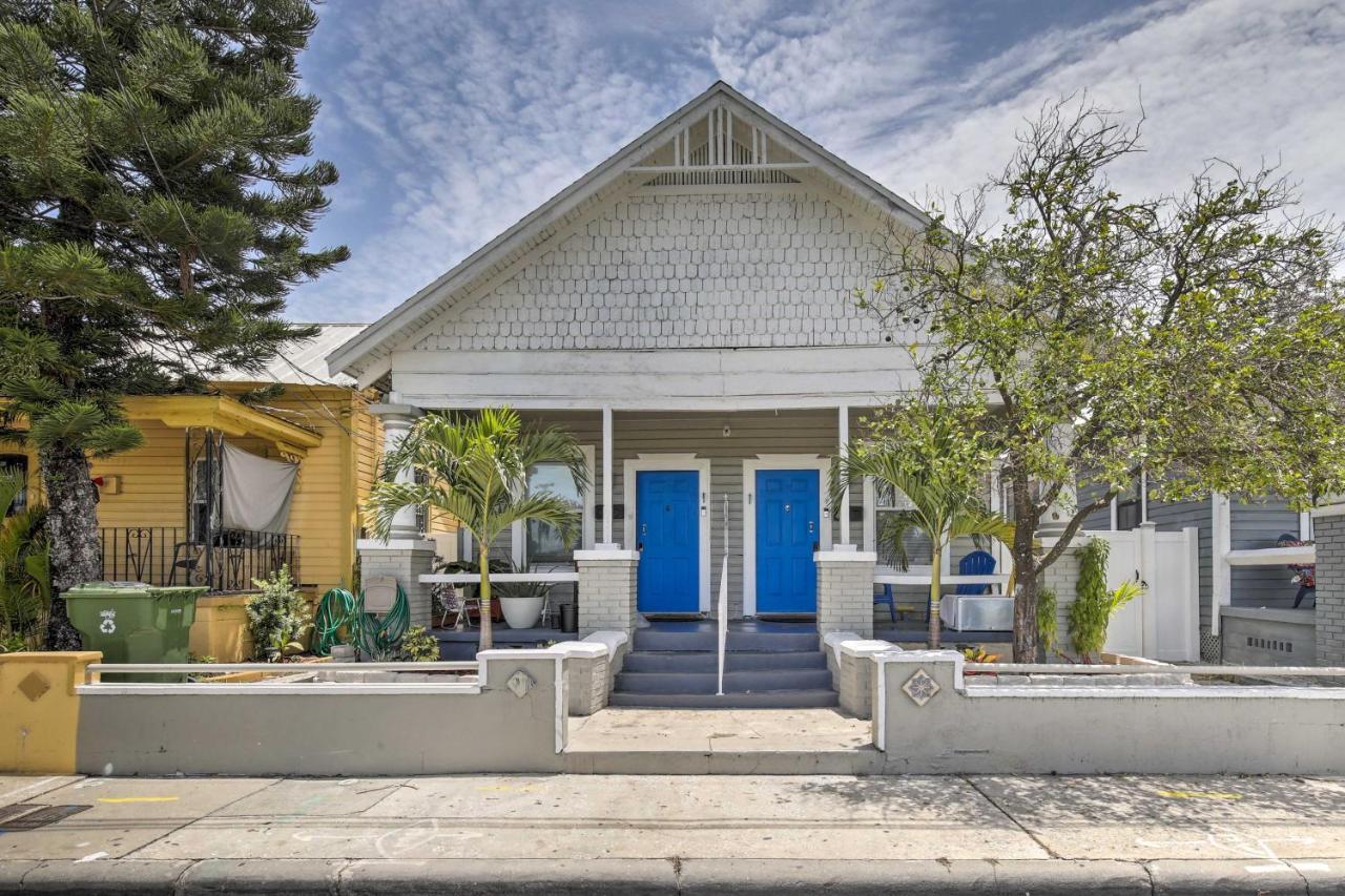 Updated Ybor City House With Fenced Yard Tampa Exteriör bild